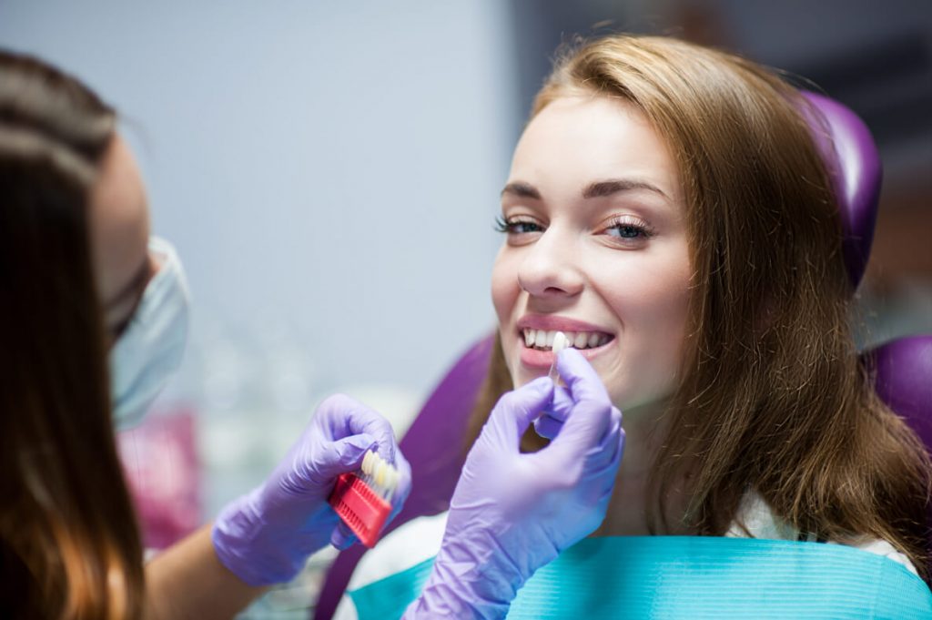 Corona dental: ¿qué es y cuánto cuesta?
